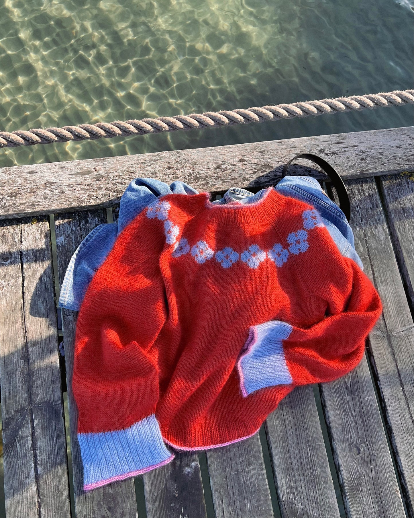 Fiori-sweater voksen - Strikkeopskrift (Dansk) (PDF)