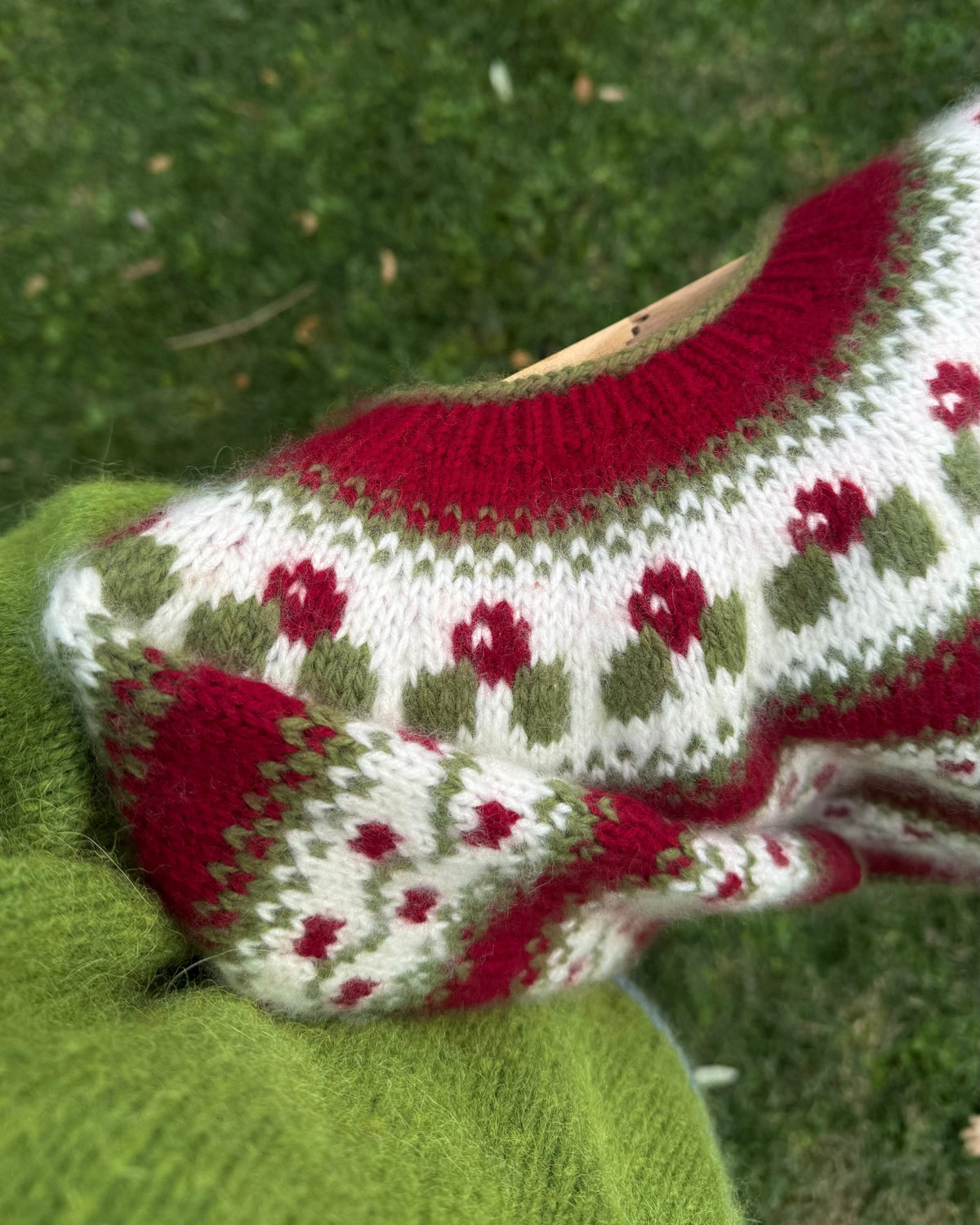 Winterberry Sweater - Knitting Pattern (PDF download)