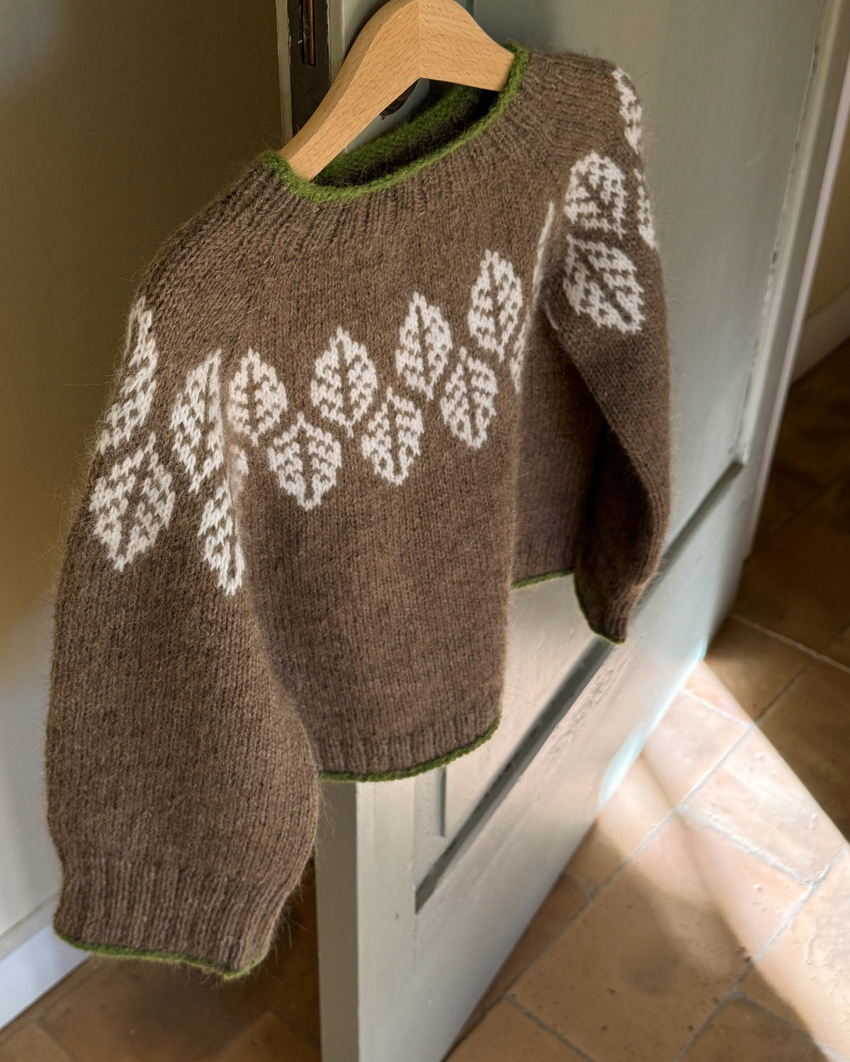 Foglia Sweater - Strikkeopskrift (PDF Download)